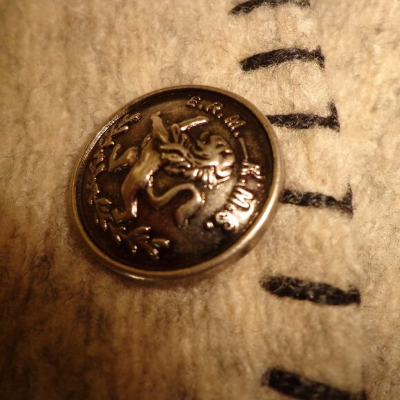 NWT The Vermont Country Store Hooded Shawl Cape O/S Natural Button Closure - Picture 14 of 16